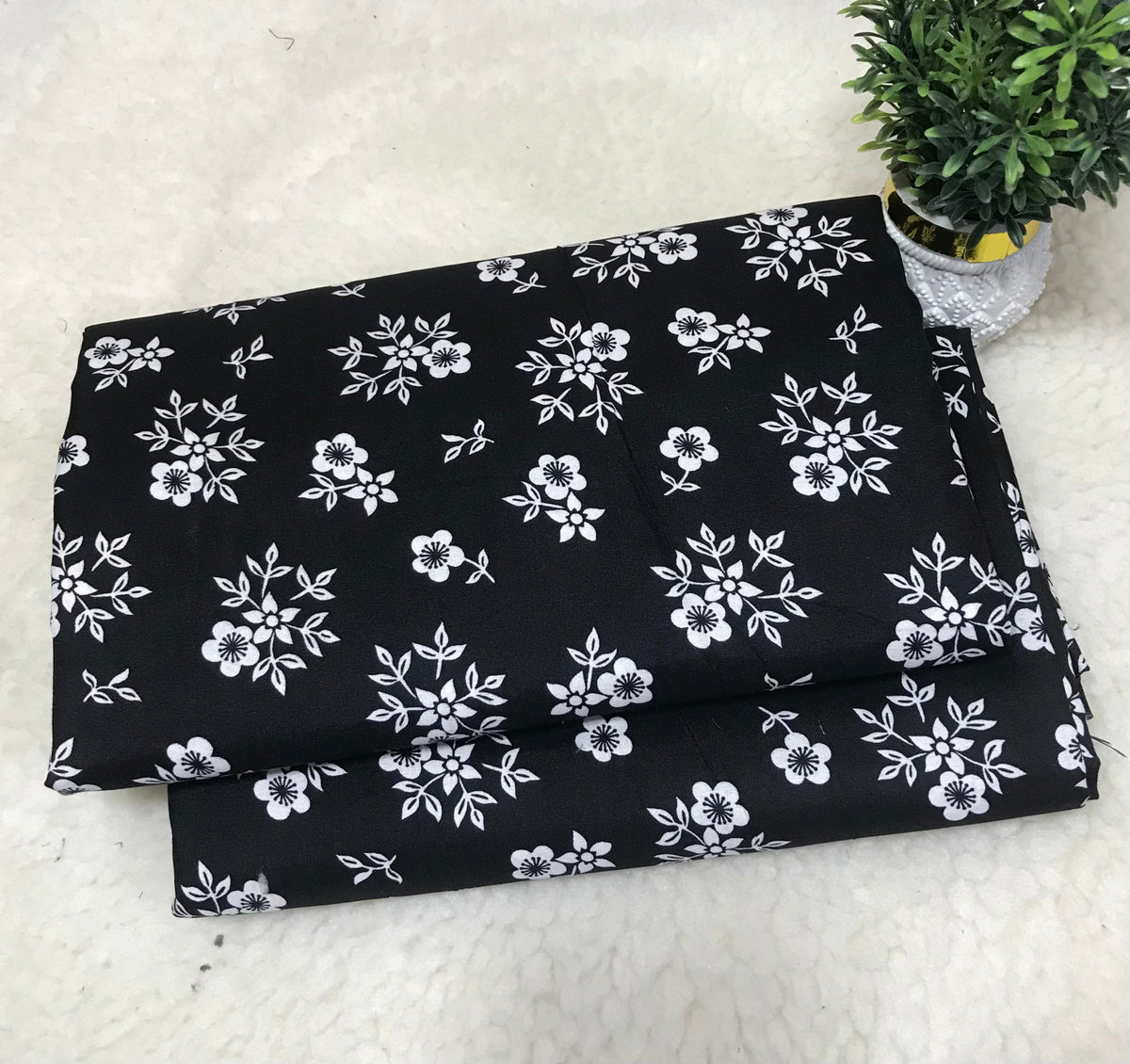 πΈFLORAL PRINTS β 2 PCS UNSTITCHEDπΈ
