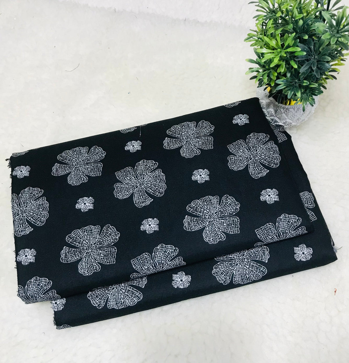 πΈFLORAL PRINTS β 2 PCS UNSTITCHEDπΈ