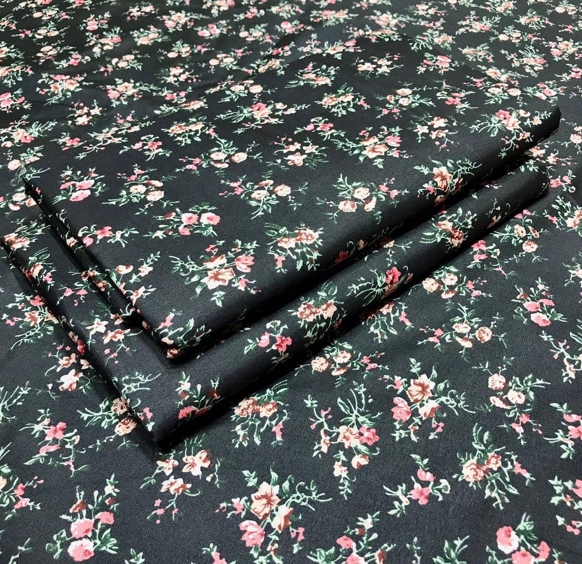 πΈFLORAL PRINTS β 2 PCS UNSTITCHEDπΈ