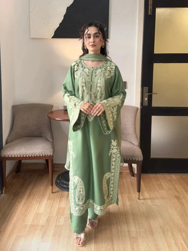 ROYAL EMBROIDERED LAWN 3PC COLLECTION