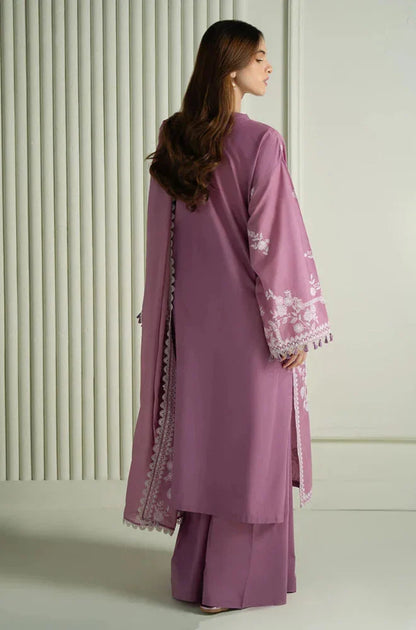 SIGNATURE LAWN EMBROIDERED 3PC SUIT